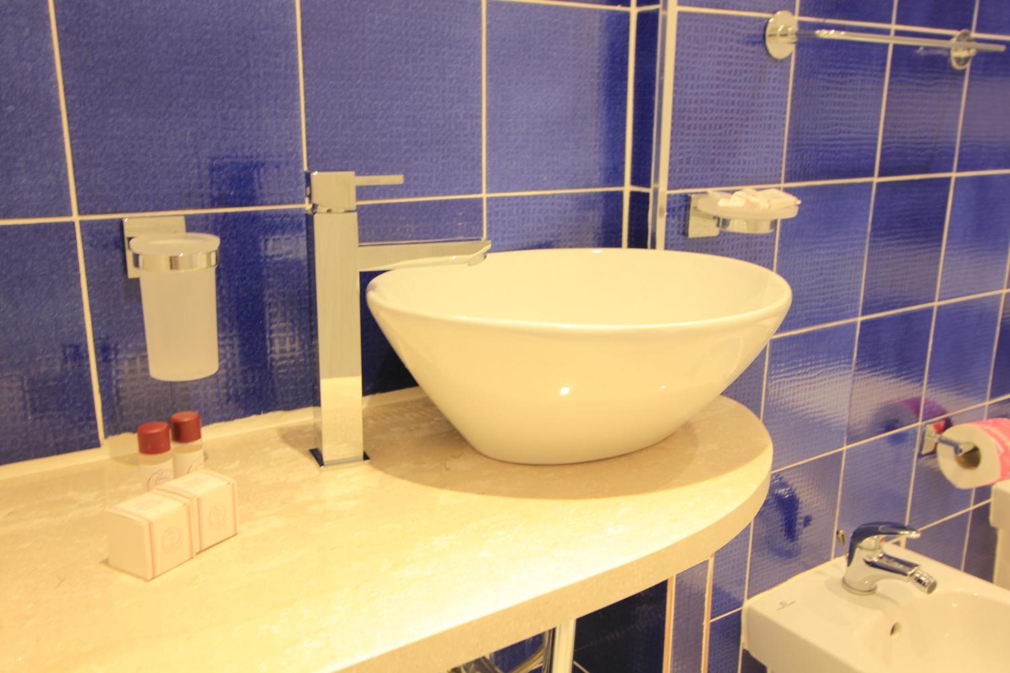 B&B Vitruvio Suites Formia Quarto foto